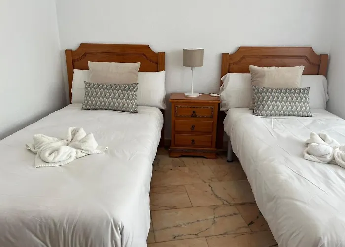 Amplitud, Comodidad Y Luz En El Centro De Sevilla